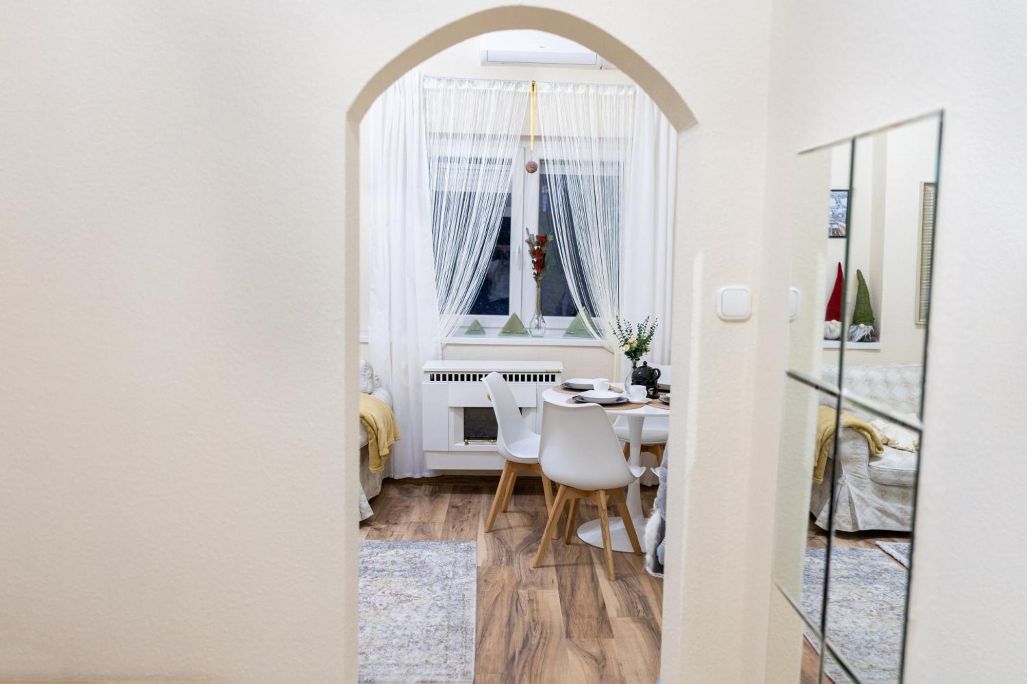 Sunhill Apartment Next To The Buda Castle Budapest Exterior photo